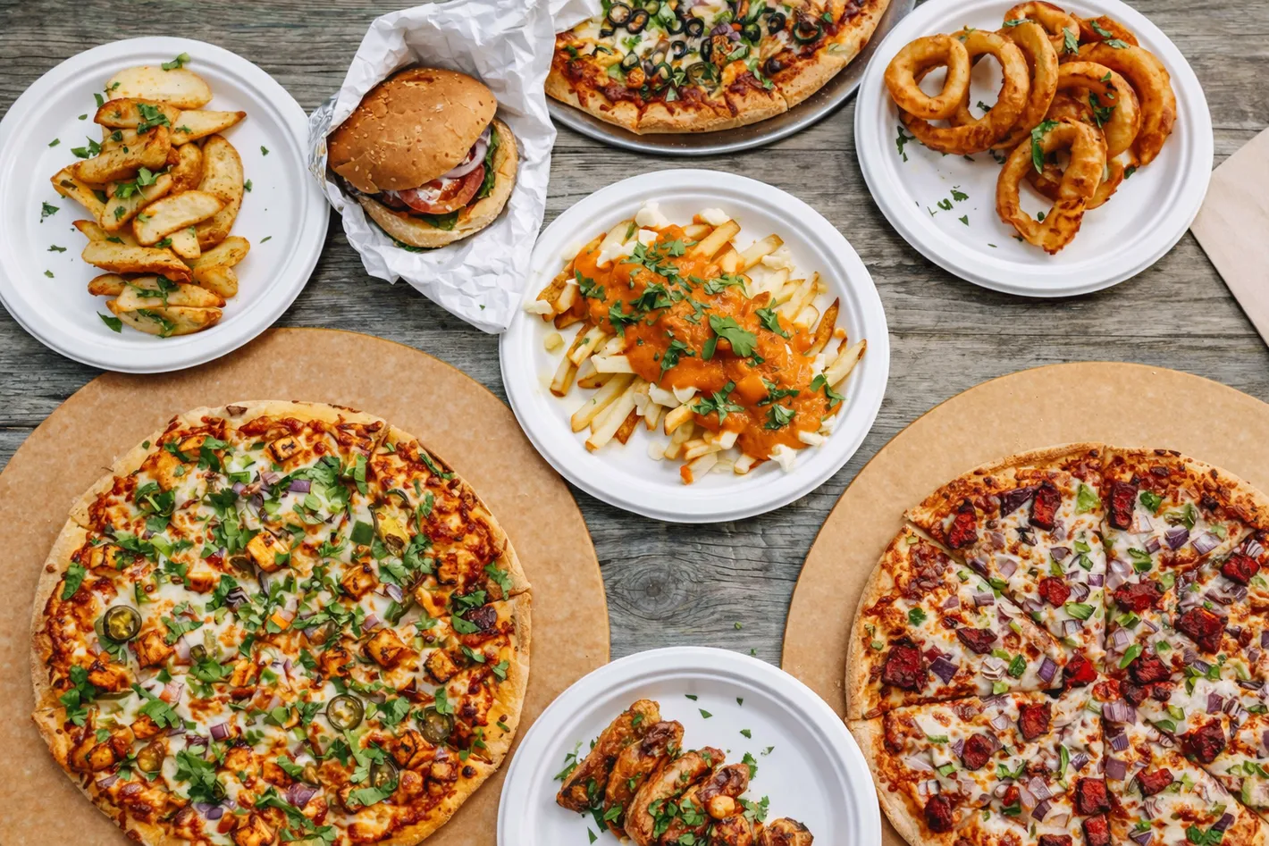 Desi Boy'z Pizza Indian-style pizza restaurant in Southeast Edmonton